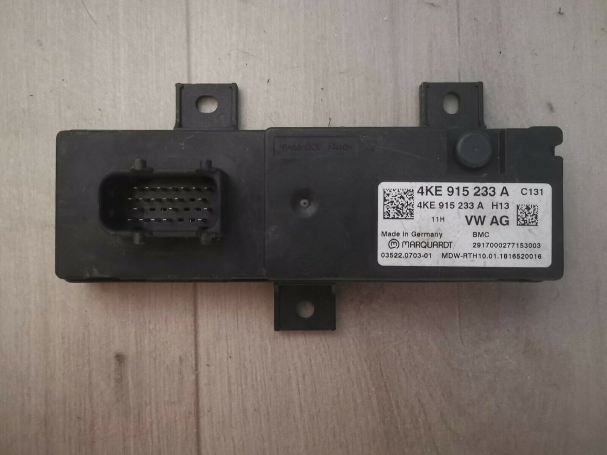 MODUŁ STEROWNIK AKUMULATORA AUDI 4KE915233A