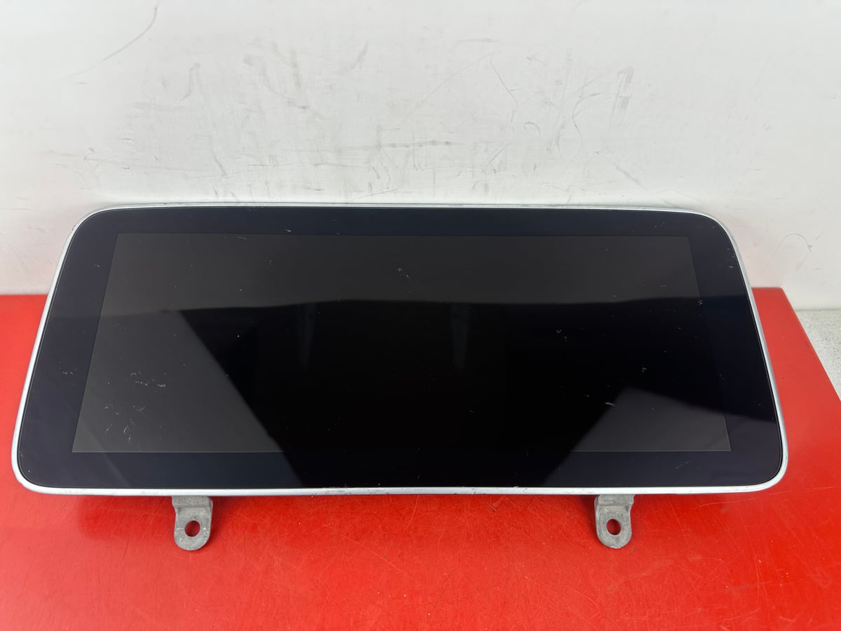 Mercedes-Benz W206 Monitor / Ekran / Wyświetlacz A2069009423 260408 T3 1