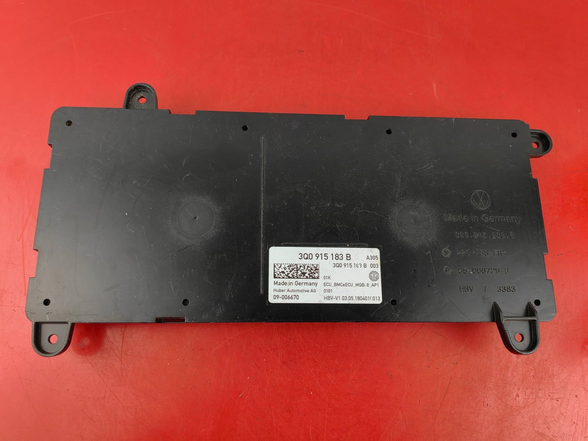 Volkswagen Sterownik akumulatora 3Q0915183B