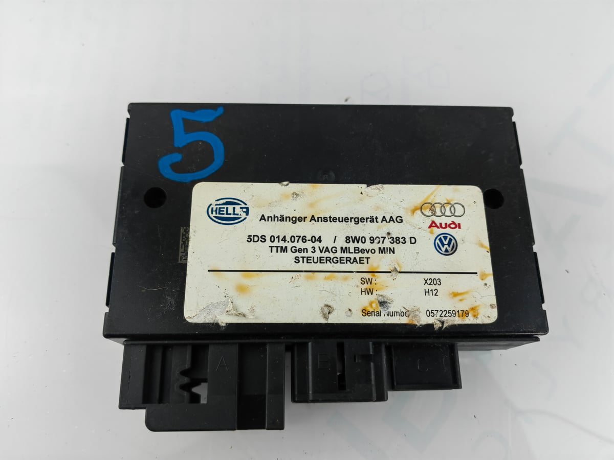 AUDI Q8 e-tron Moduł Sterownik HAKA 8W0907383D (5)