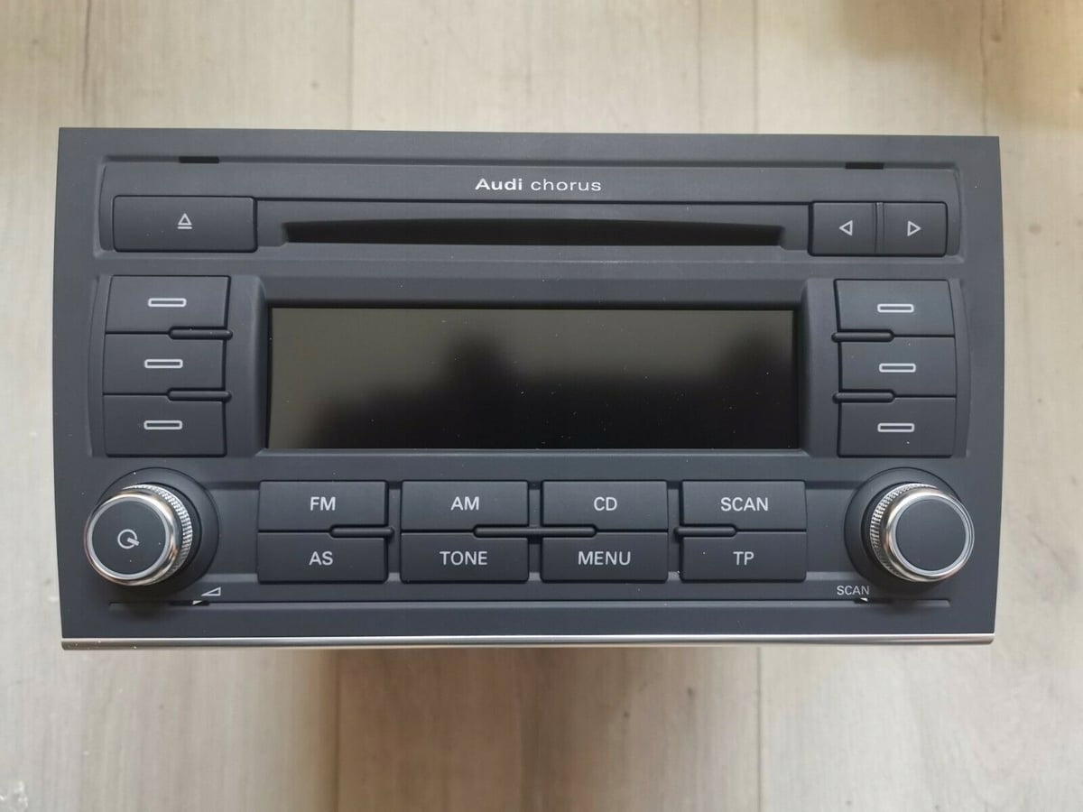 Radio Chorus Audi A4 8E0035152QX 8E0057152QX