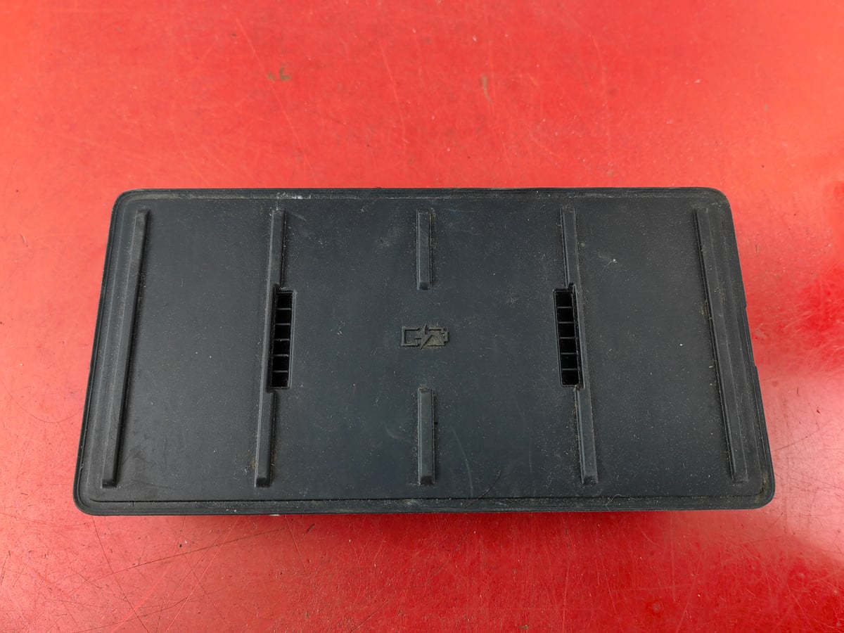Audi A4 Ładowarka indukcyjna 85E035507 (6)