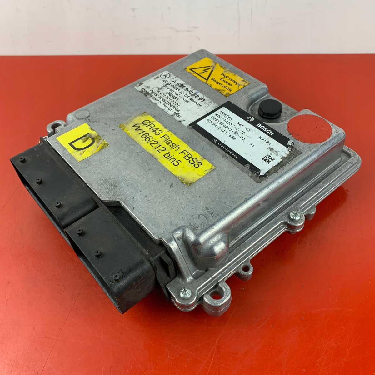 MERCEDES E W212 Sterownik silnika / Moduł ECU A6519003801
