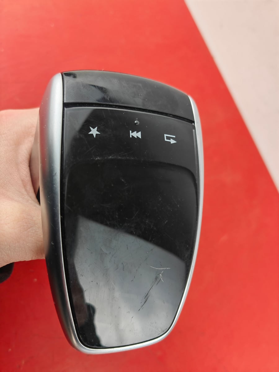 Mercedes-Benz C-Klasa W205 |Panel IDRIVE  A2059009927 id 2607071