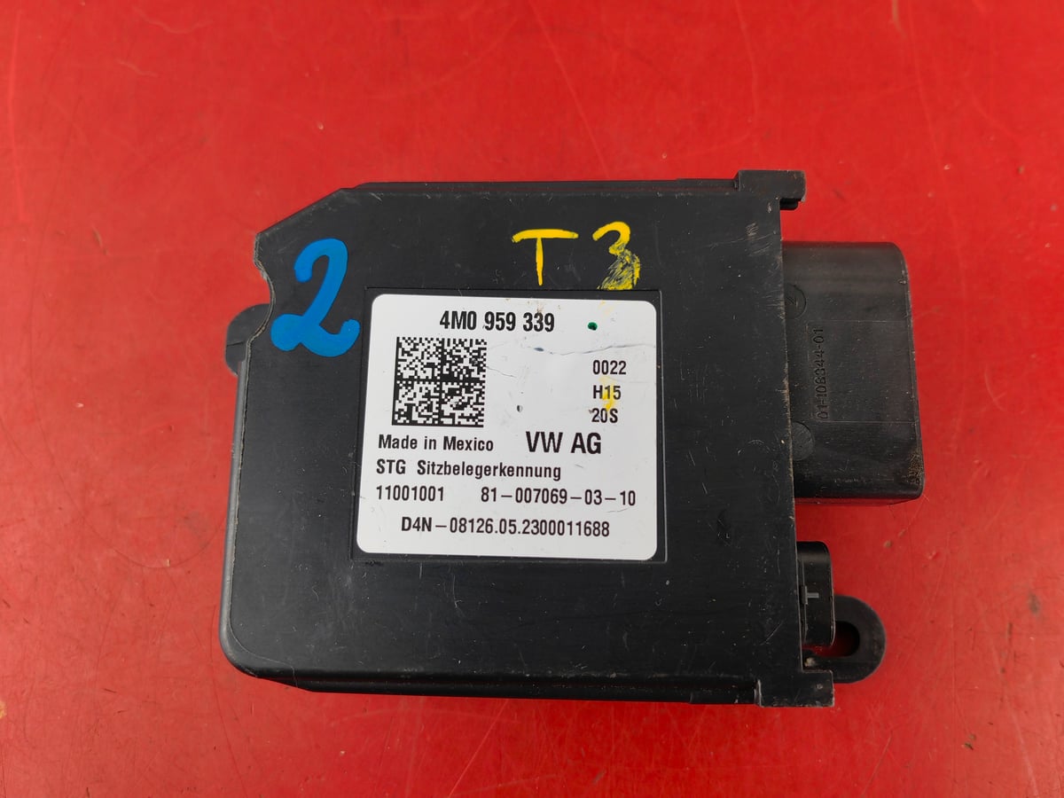 Audi Moduł sterownik fotela 4M0959339 (2)