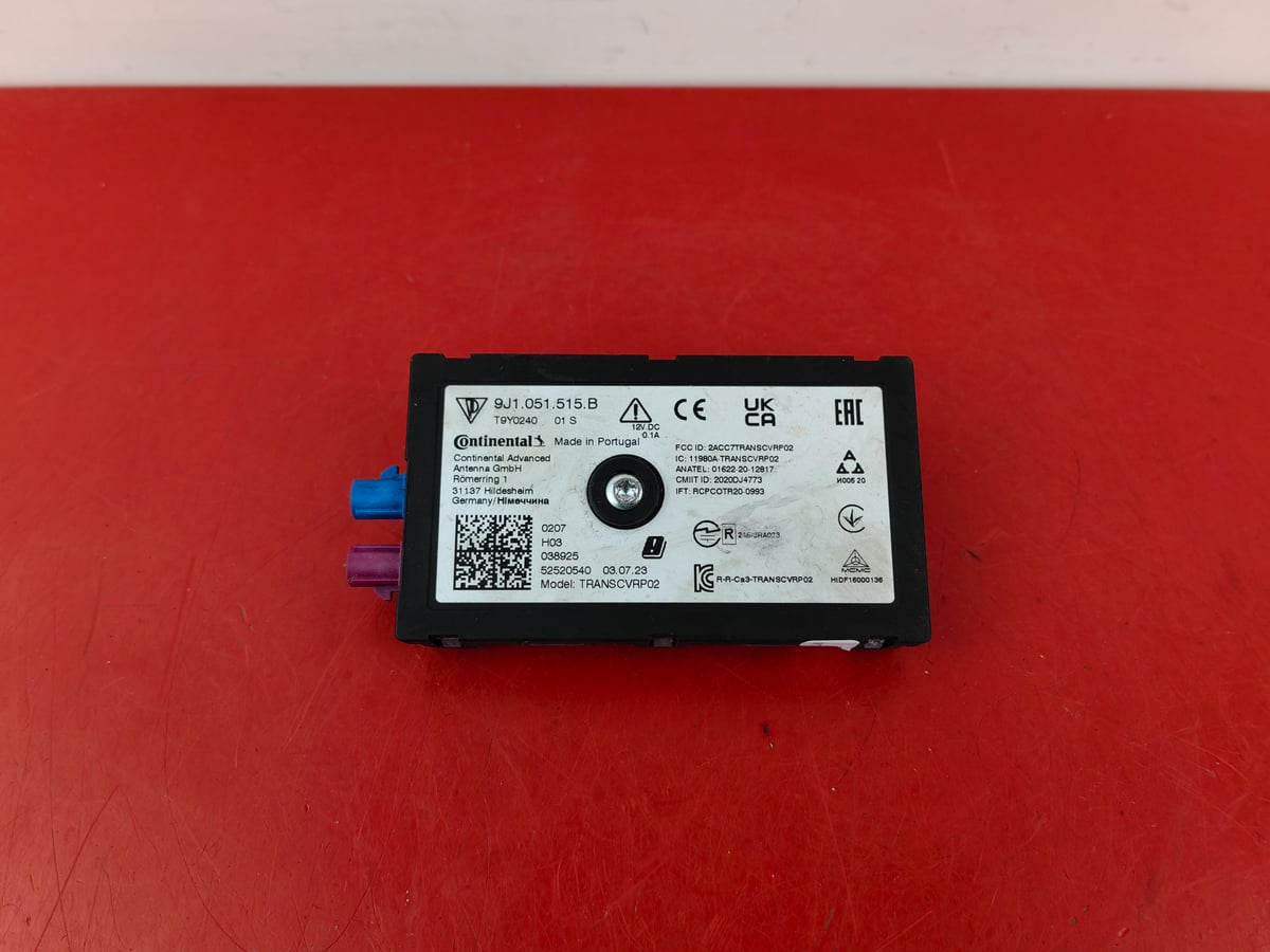 Porsche Taycan 9J1 Wzmacniacz antenowy 9J1051515B