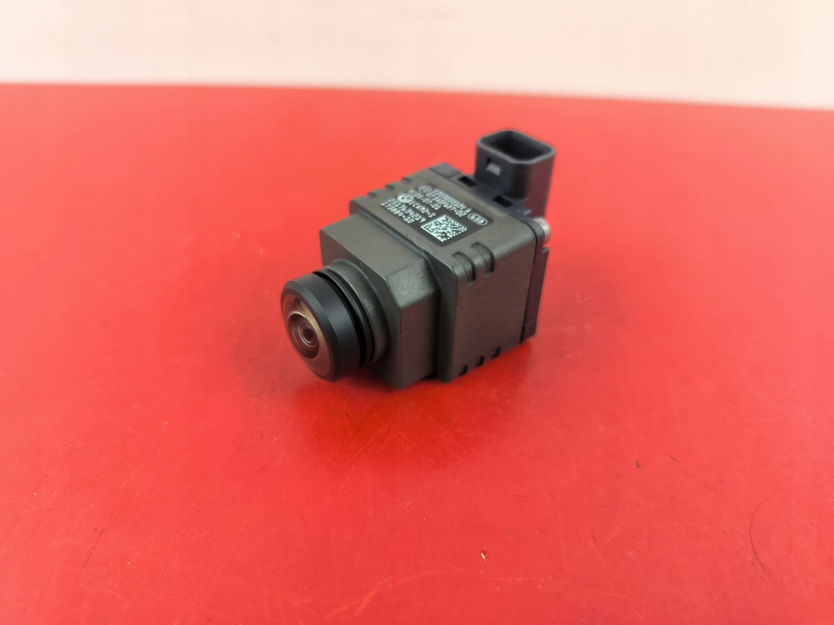 BMW 3 G20 G30 G01 G15 G11 G05 Kamera cofania iCAM2-S 5A0F6D7