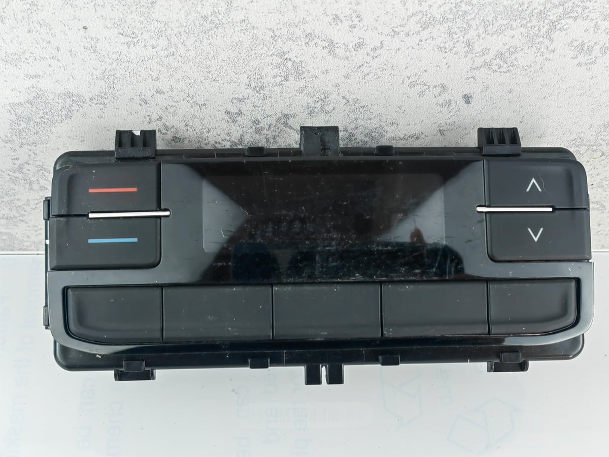 Volkswagen Multivan T6 Panel klimatyzacji 7LA907049 (4)