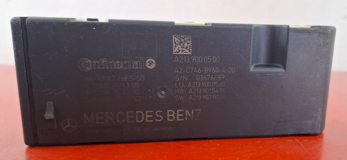Mercedes-Benz W213 Moduł / Sterownik klapy bagażnika A2139000500