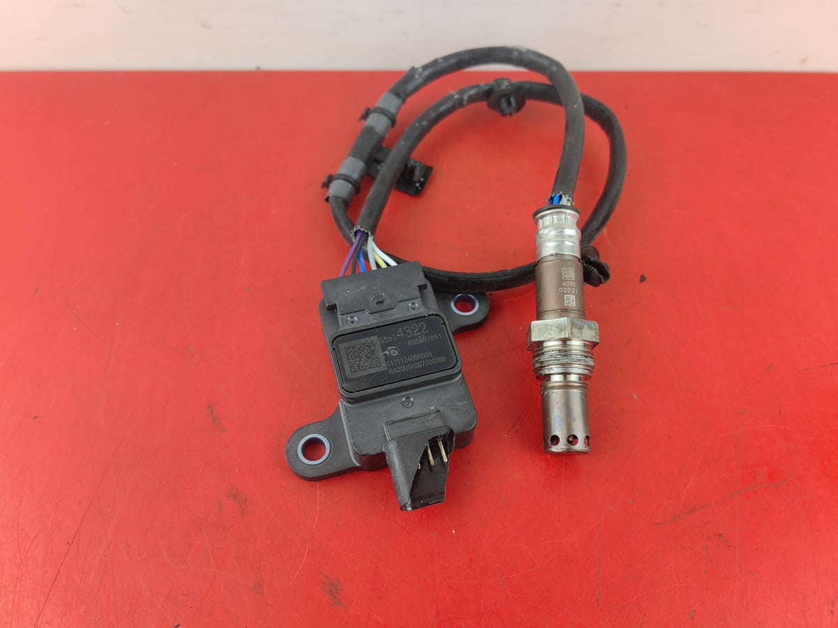 Opel INSIGNIA B Sonda Lambda / Czujnik NOX 55514322 TM