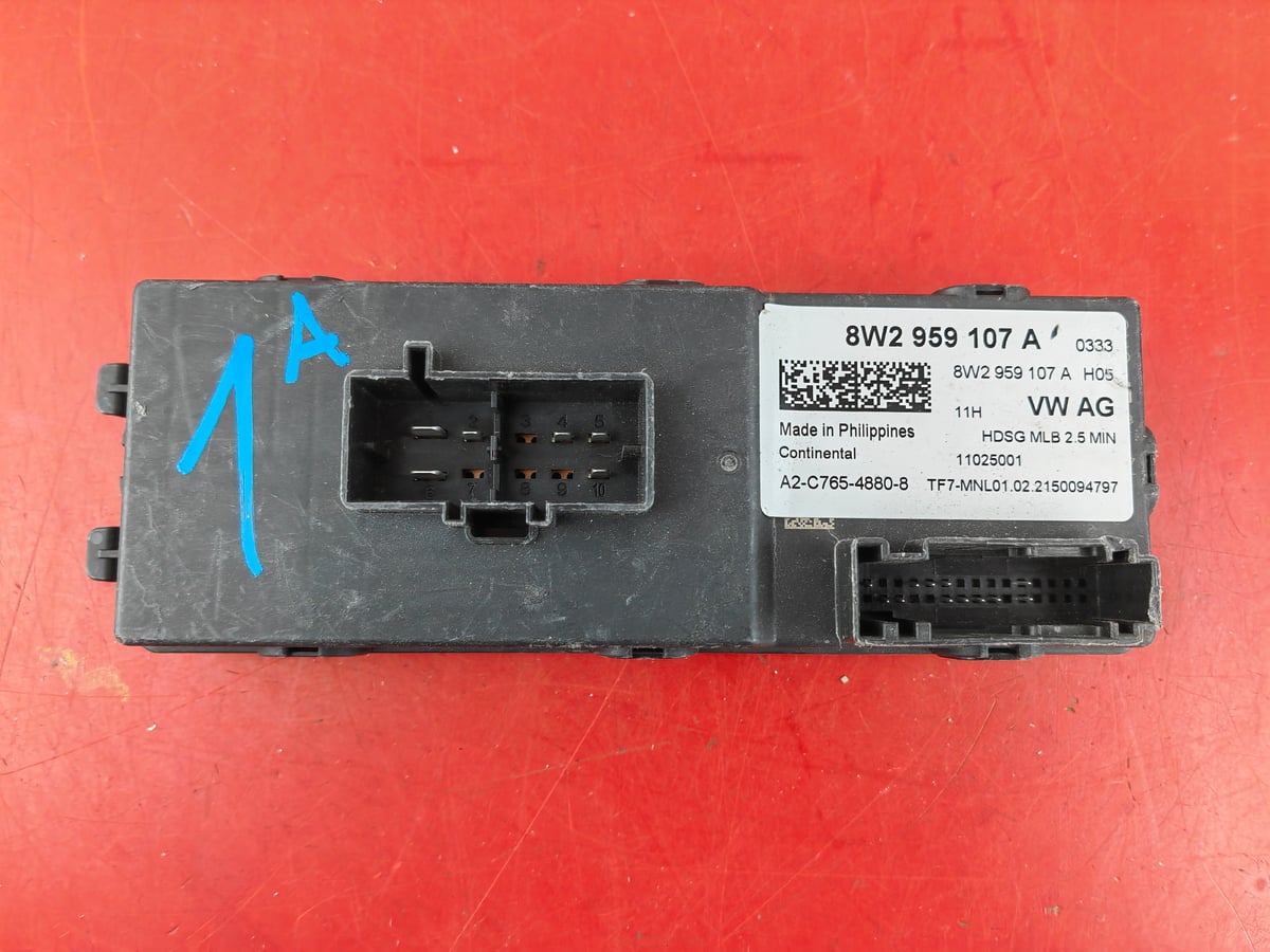 Audi A4 Modul Sterownik Bagażnika 8W2959107A (1)