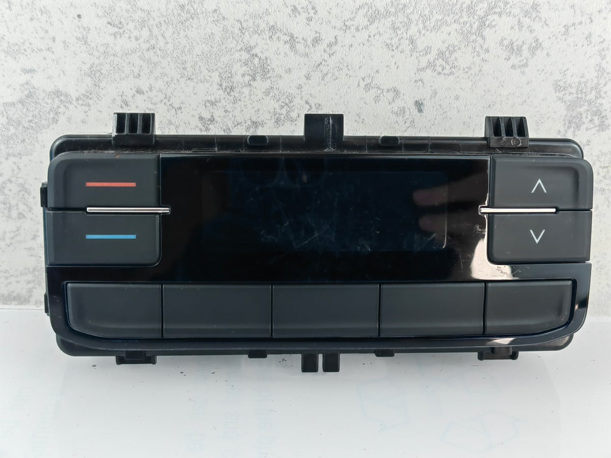 Volkswagen Multivan T6 Panel klimatyzacji 7LA907049 (8)