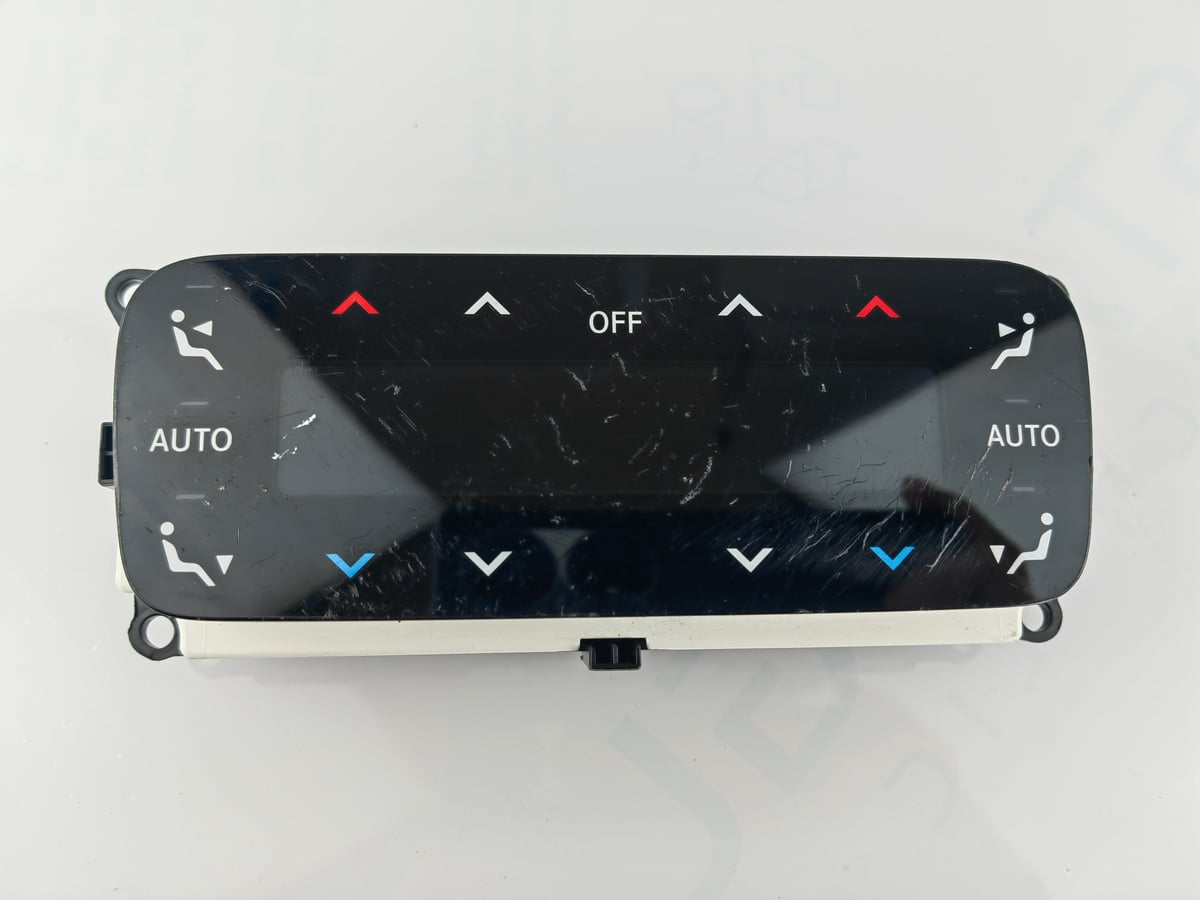 Mercedes-Benz W206 Panel sterowania klimatyzacji A2069003916 (14)