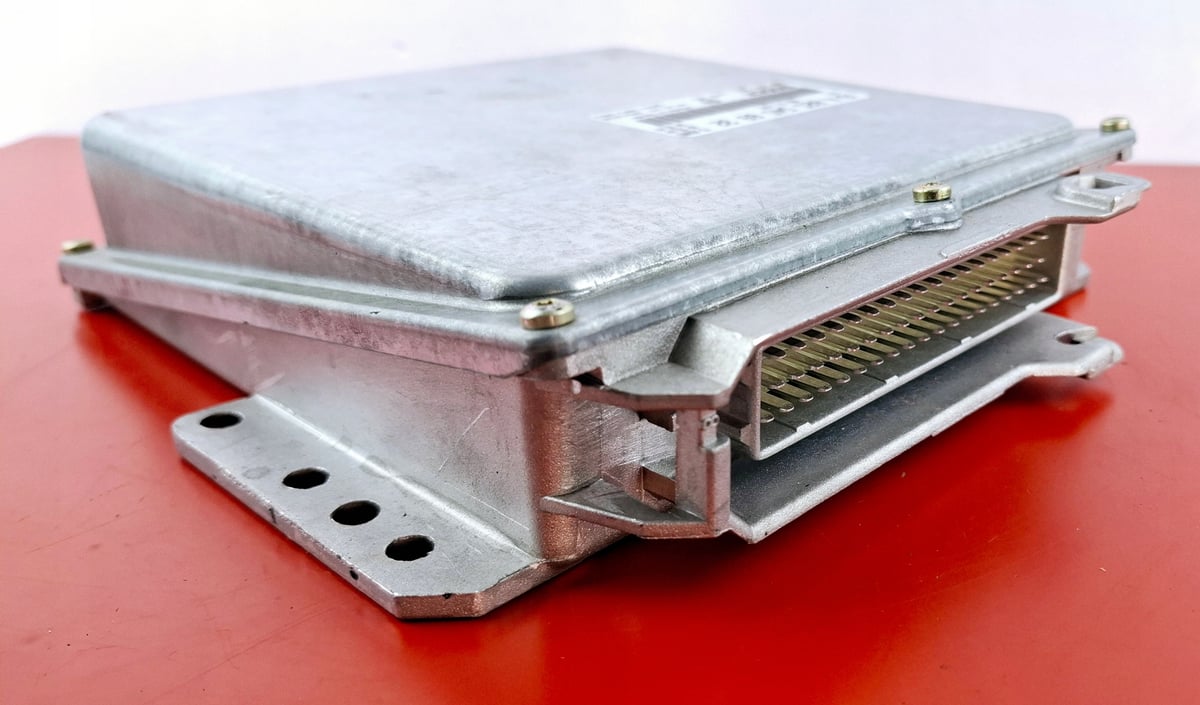 Mercedes W210 2.5 tdi Sterownik silnika ecu A0255456932 0281001840 Nowy