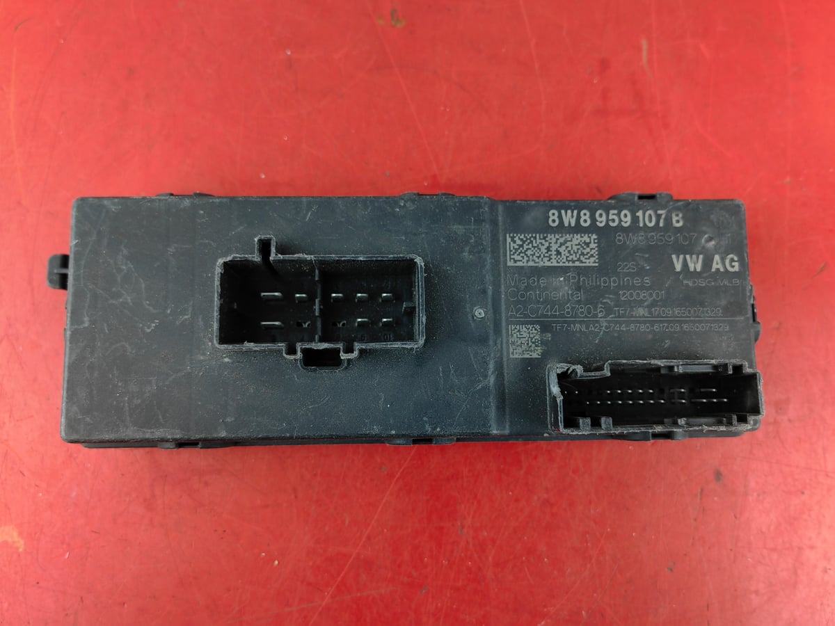 Audi Q5 Modul Sterownik Bagażnika 8W8959107B