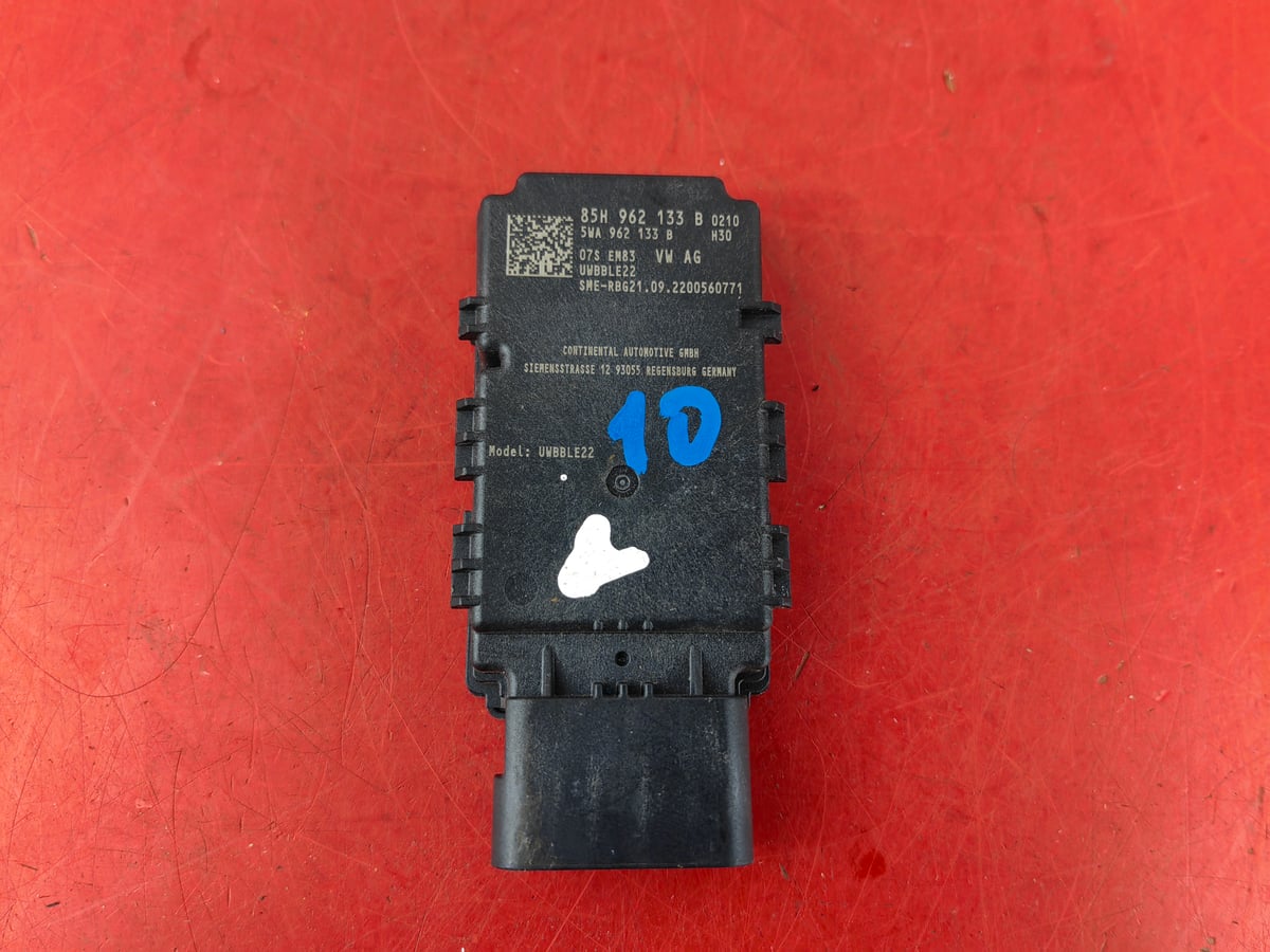 Volkswagen Golf VIII Wzmacniacz antenowy 85H962133B (10)