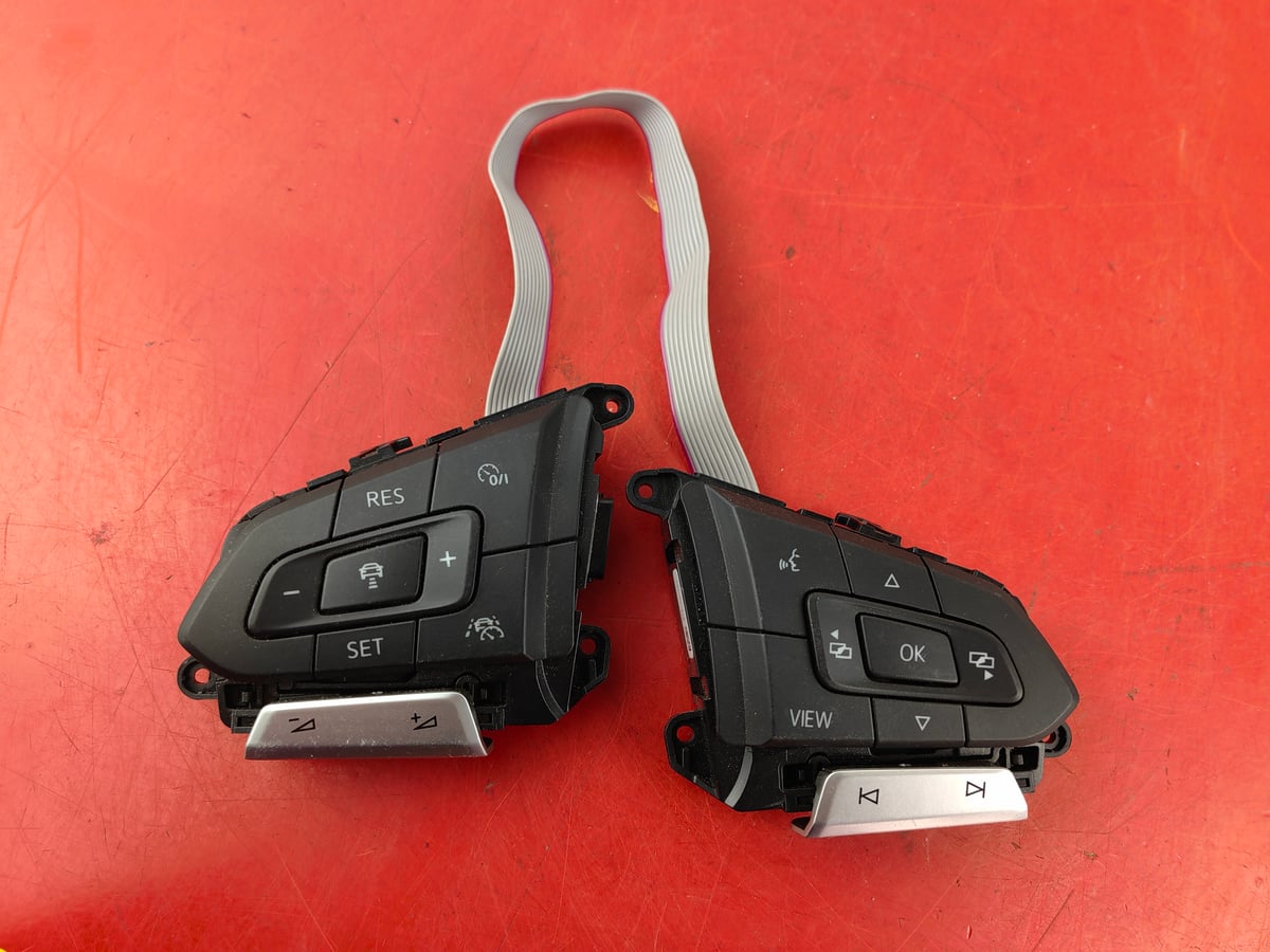 Volkswagen T-Roc Przełącznik kierownicy 3G0959442J