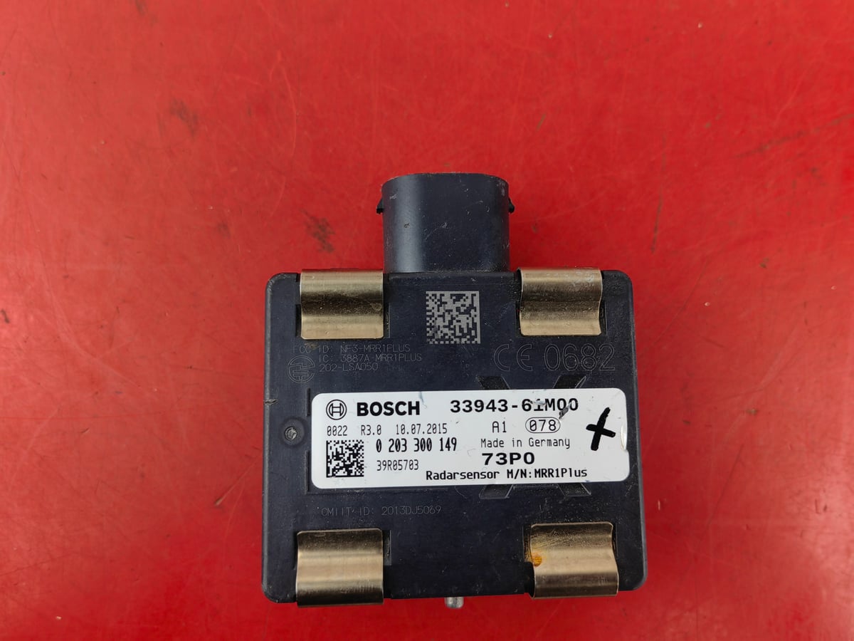 Suzuki SX4 S-Cross Radar tempomatu ACC 0203300149 33943-61M00 Uszkodzony