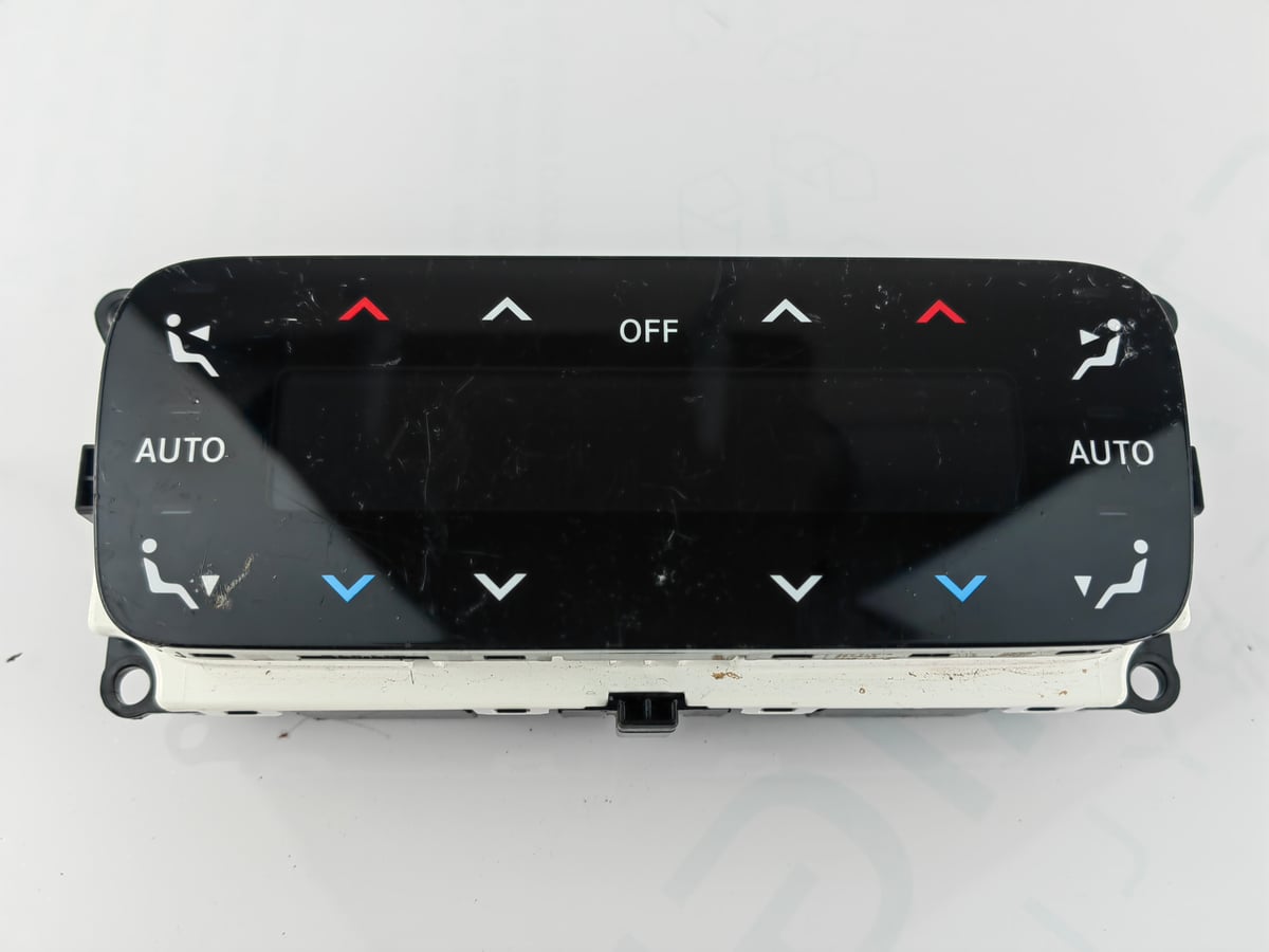 Mercedes-Benz W206 Panel sterowania klimatyzacji A2069003916 (11)