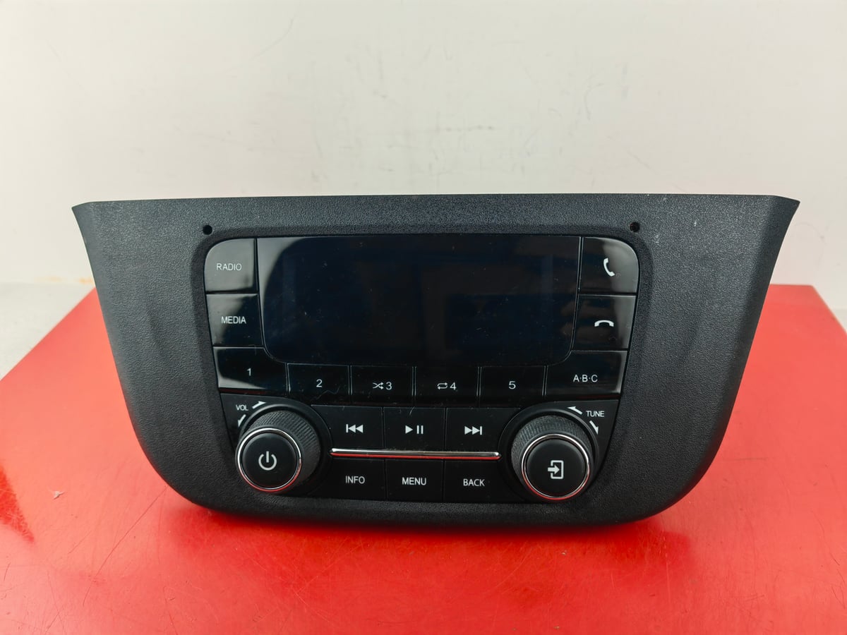 Iveco Daily Radio / Radioodtwarzacz Bluetooth DAB 28721221
