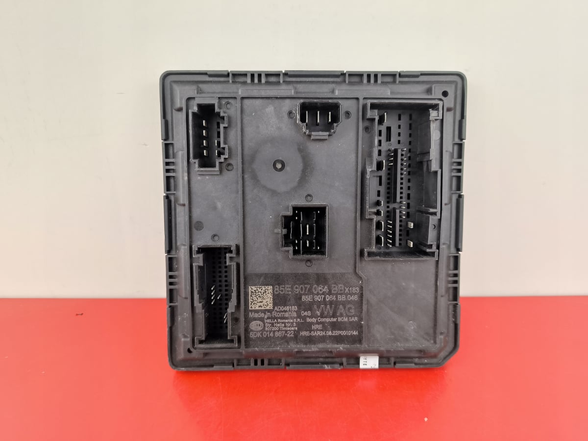 Audi OE Moduł / Sterownik komfortu BCM 85E907064BB