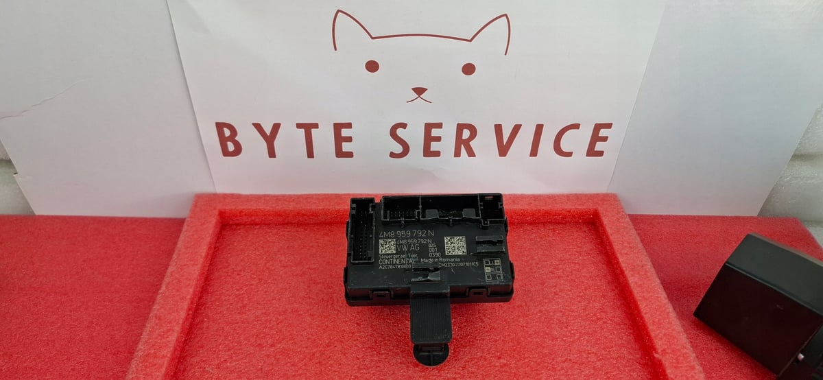 Audi OE Sterownik Moduł Drzwi Przód Prawy 4M8959792N