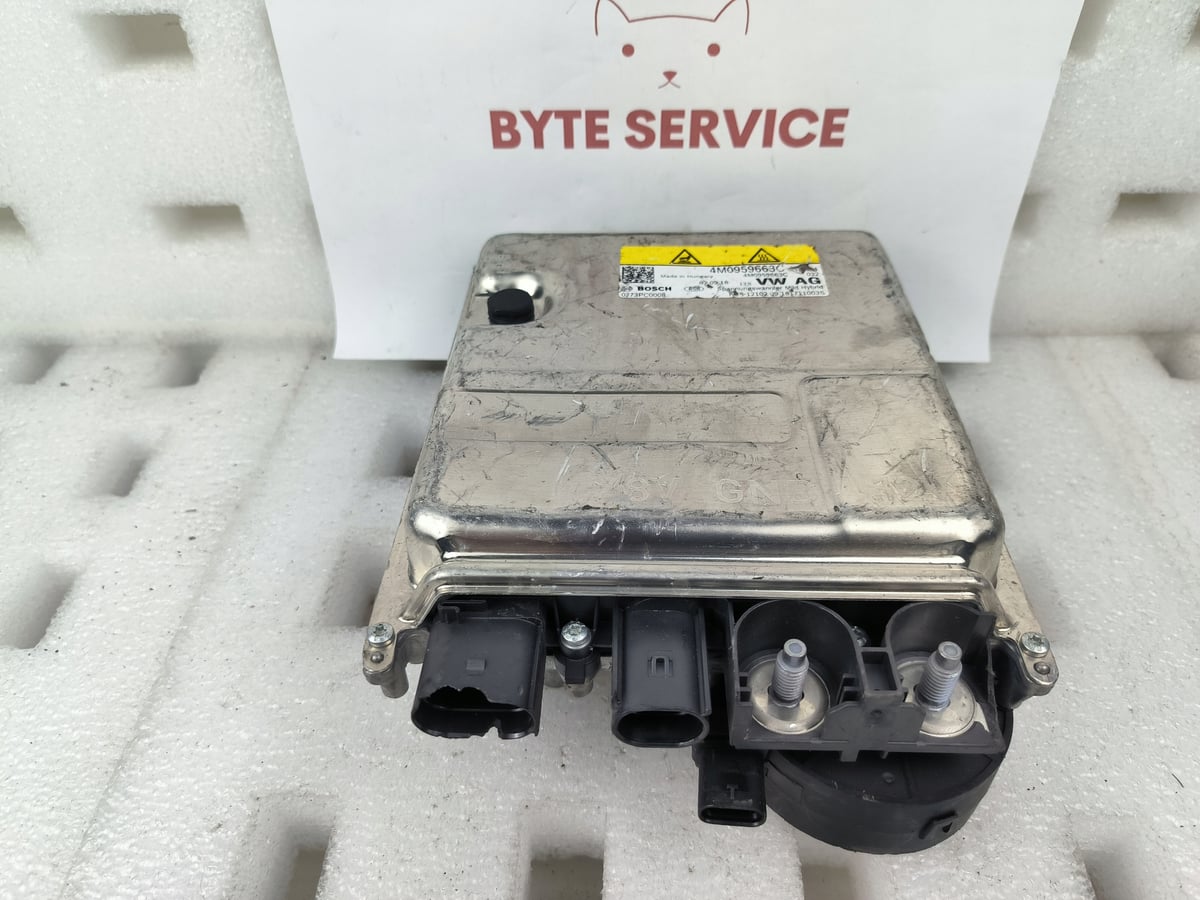 AUDI Q7 4M A8 D5 Moduł przetwornica napięcia 4M0959663C