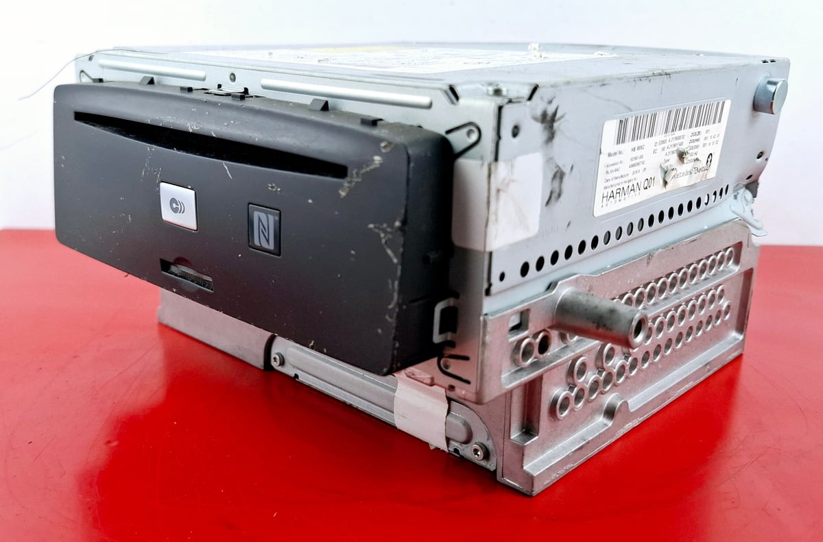 Mercedes-Benz W217 Stacja multimedialna NTG5 HARMAN A2179008702