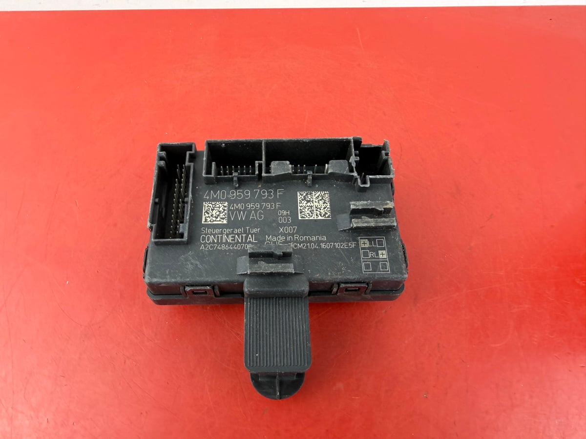 Sterownik drzwi Audi OE 4M0959793F