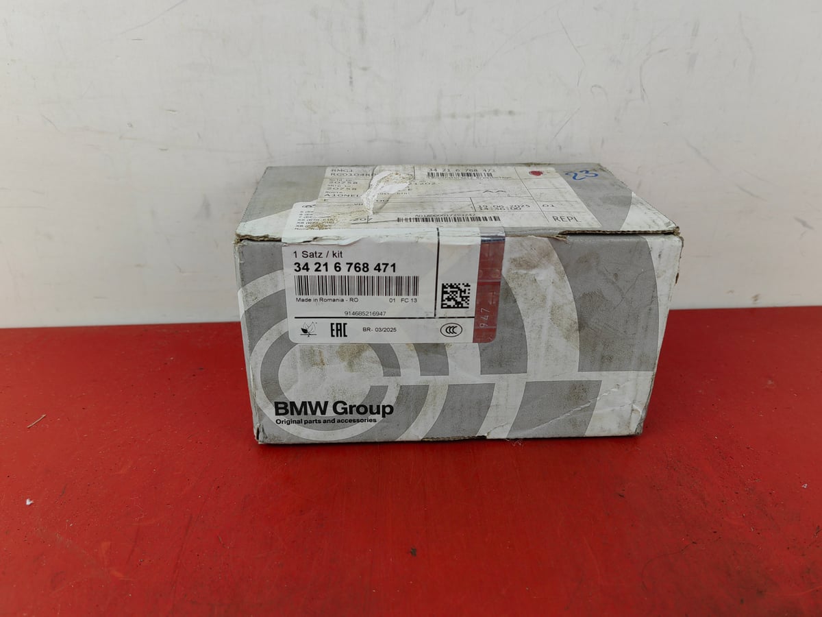BMW E60 Klocki hamulcowe pod tarcze, bezazbestowe 34216768471 6768471