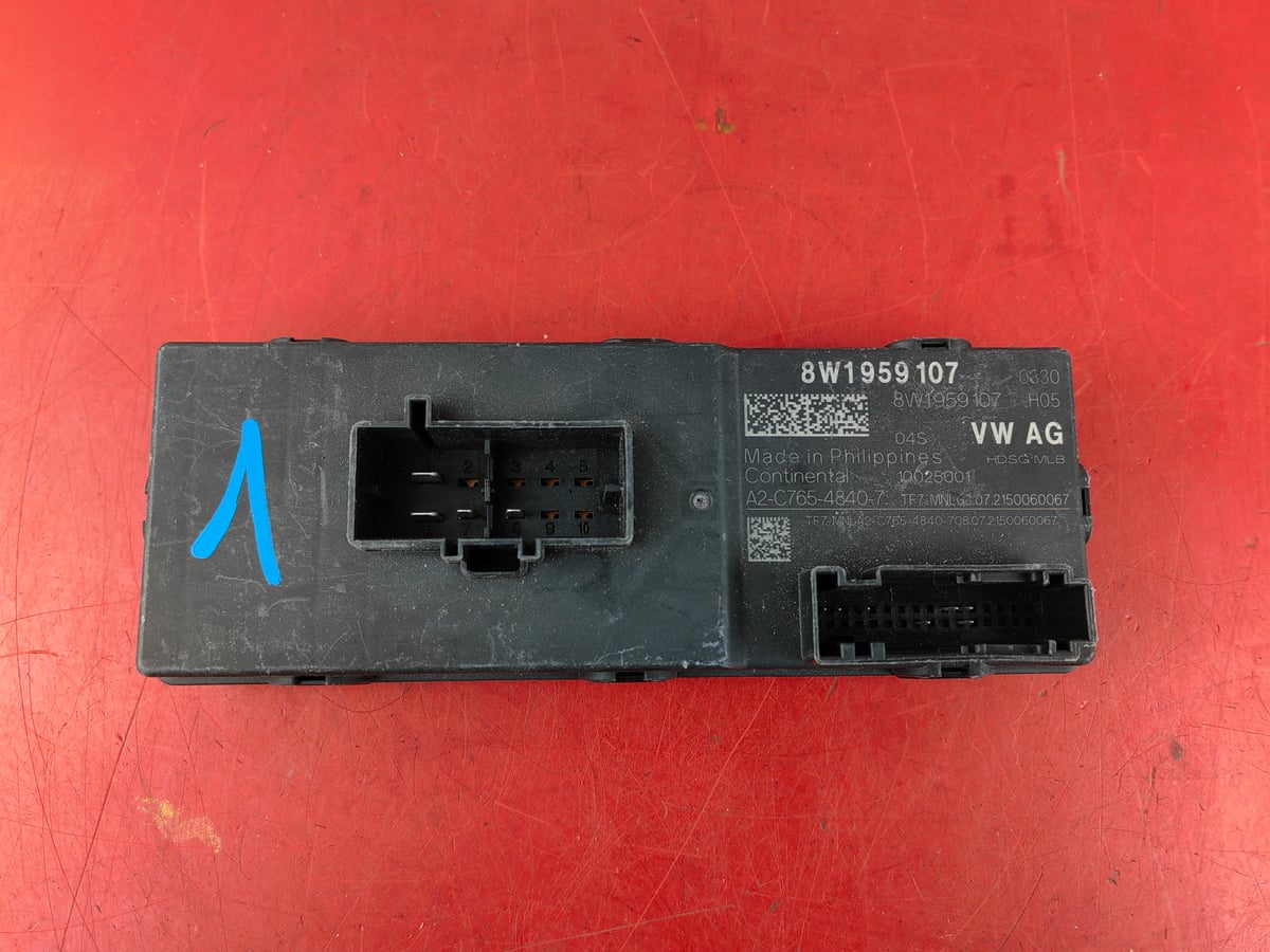 Audi A4 Modul Sterownik Bagażnika 8W1959107 (1)