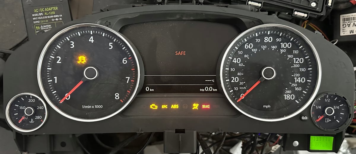 VW Volkswagen Touareg II Licznik Zegary Prędkościomierz 7P6920982K