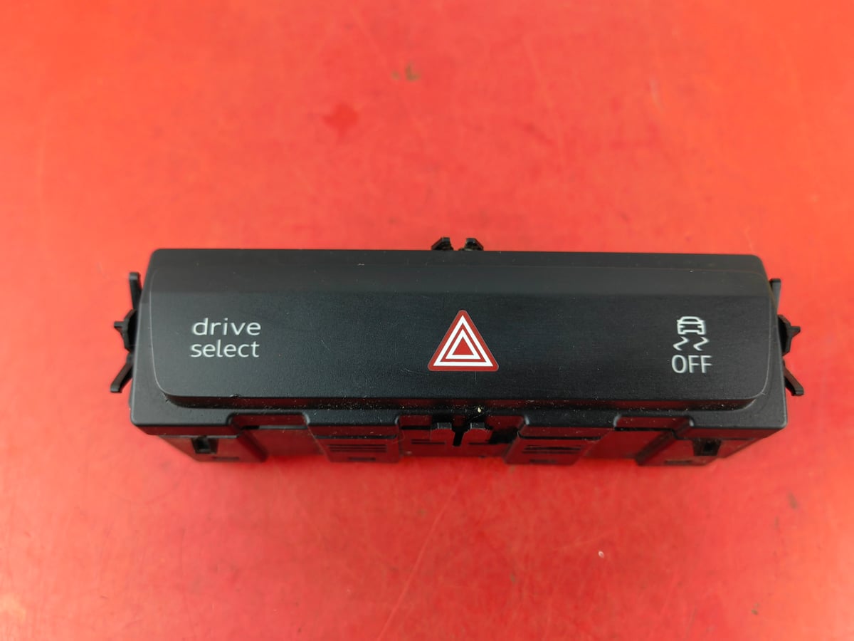 Audi Q4 Włącznik świateł awaryjnych 85E925301A