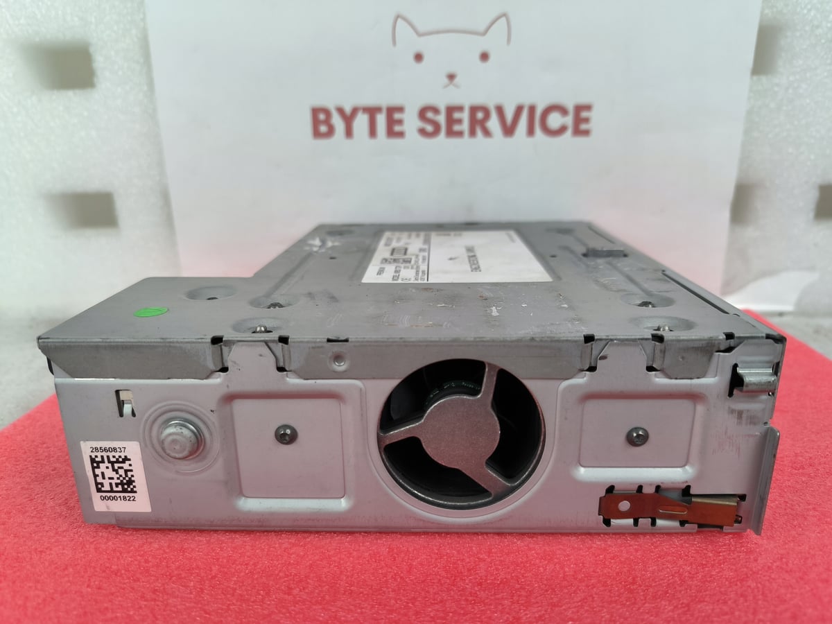 AUDI Q7 MULTIMEDIA CZYTNIK NAWIGACJA GPS 4M2035877