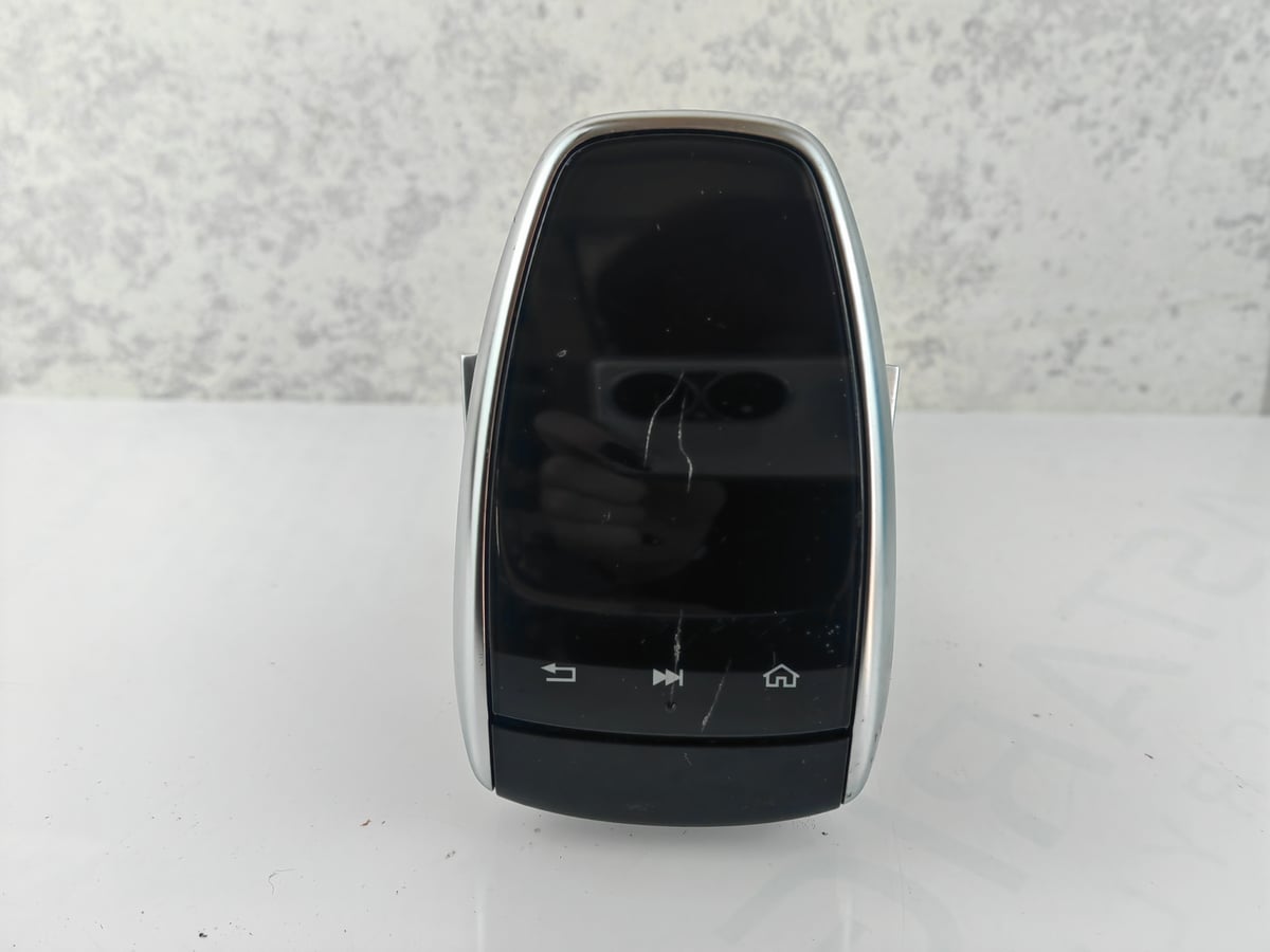 Mercedes-Benz W213 Panel IDRIVE A2139004219 ID 2609172