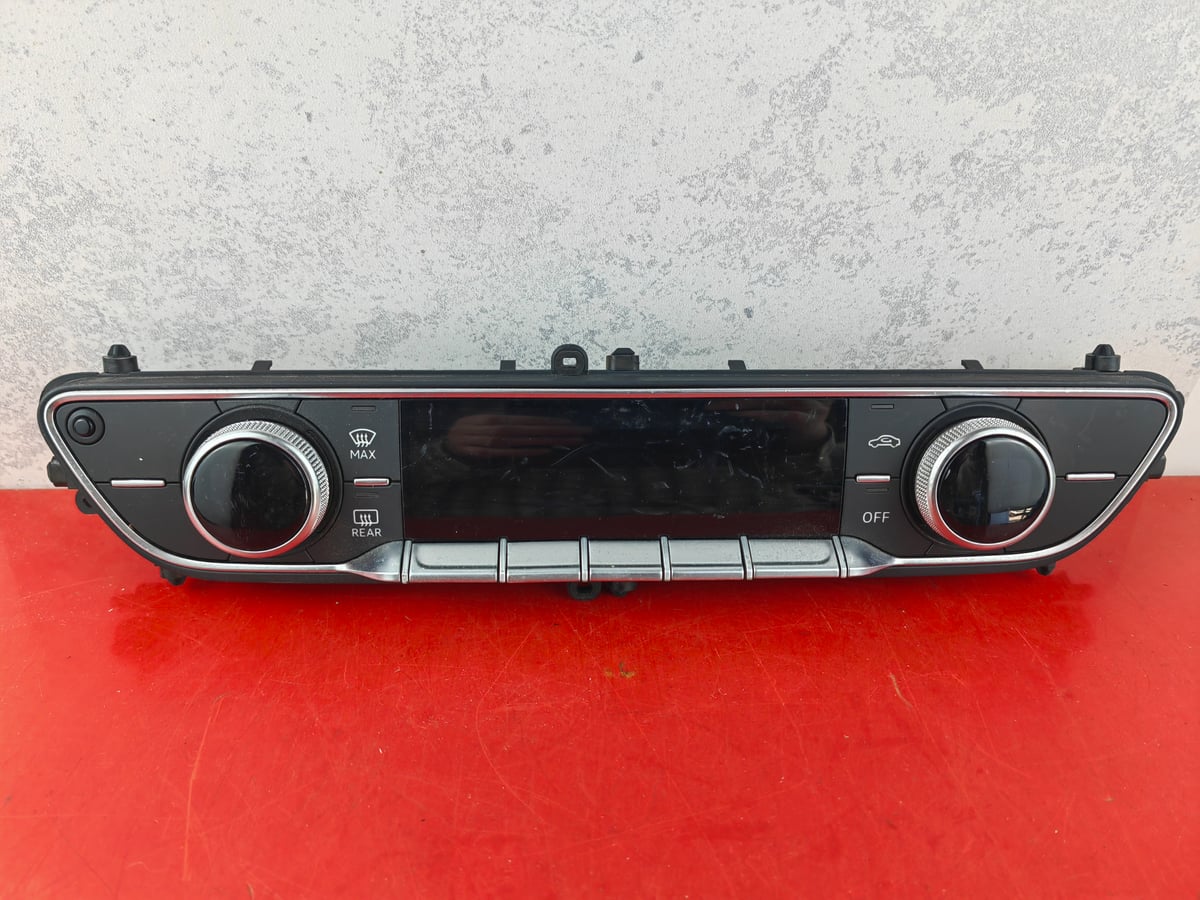 AUDI A4 Panel klimatyzacij 8W0820043AN (5)
