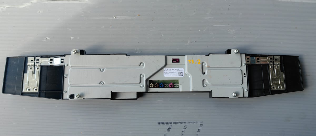 Mercedes-Benz EQS V297 Antena / Wzmacniacz antenowy A2239053013 t3_2