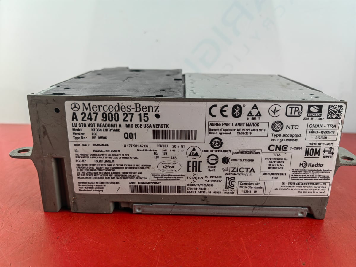 Mercedes-Benz Nawigacja Multimedia NTG6 MID ECE USA A2479002715 uszkodzony