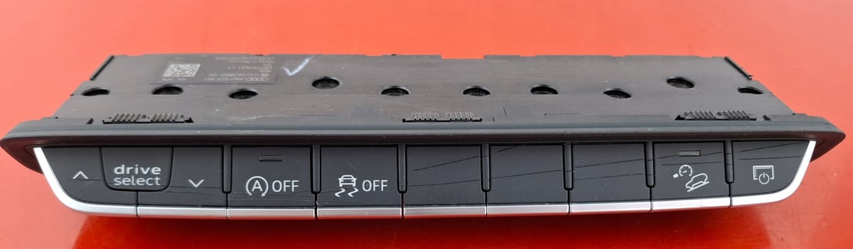 Audi A4 A5 Panel przełączników 8W0925301BA