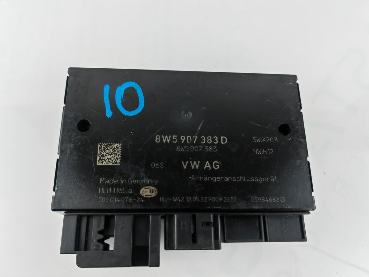 AUDI A4 Moduł Sterownik HAKA 8W5907383D (10)