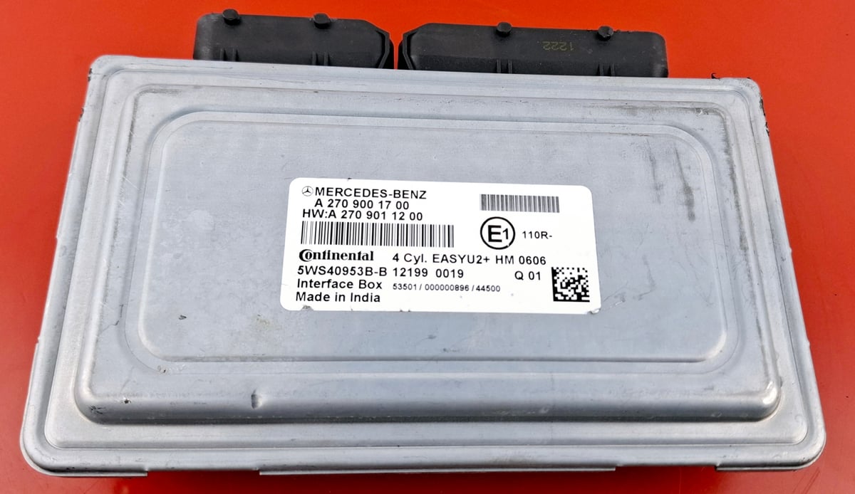 Mercedes-Benz W211 Sterownik Moduł ECU A2709001700 Nowy