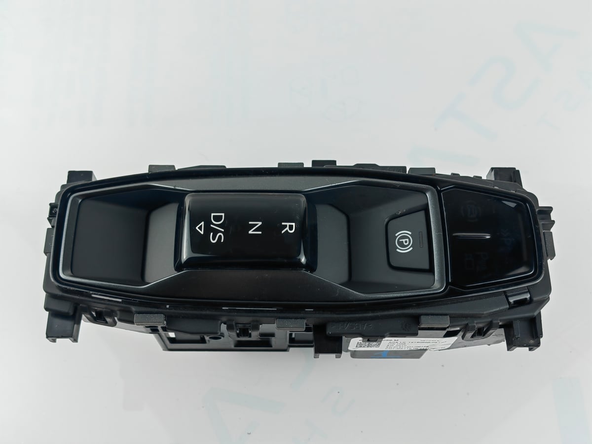 AUDI A5 Panel, przełącznik środkowy 8B3713059M (1)