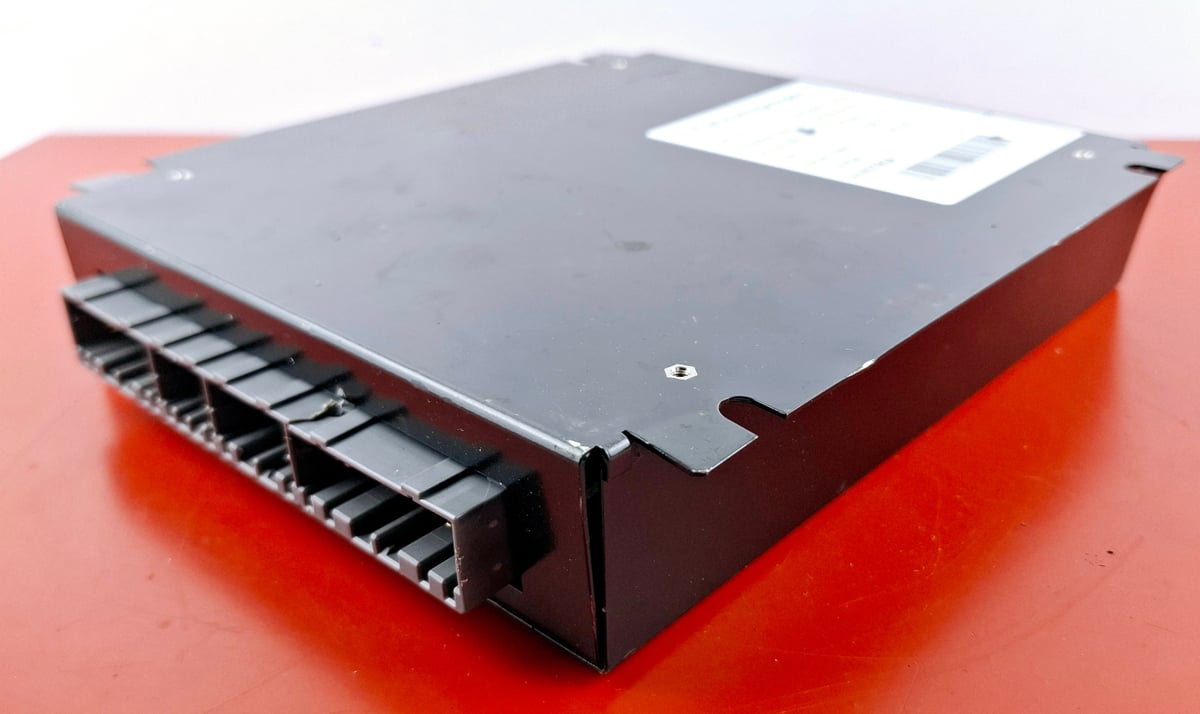 Mercedes-Benz OE Sterownik Moduł ECU A6399015400 Nowy