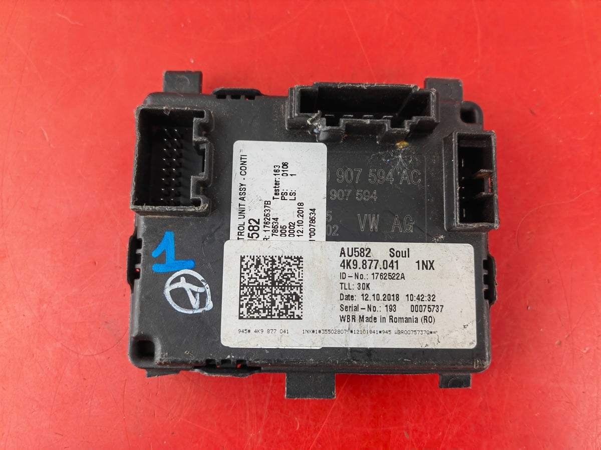 Audi A6 Moduł sterownik cyberdachu 4K9877041 (1)