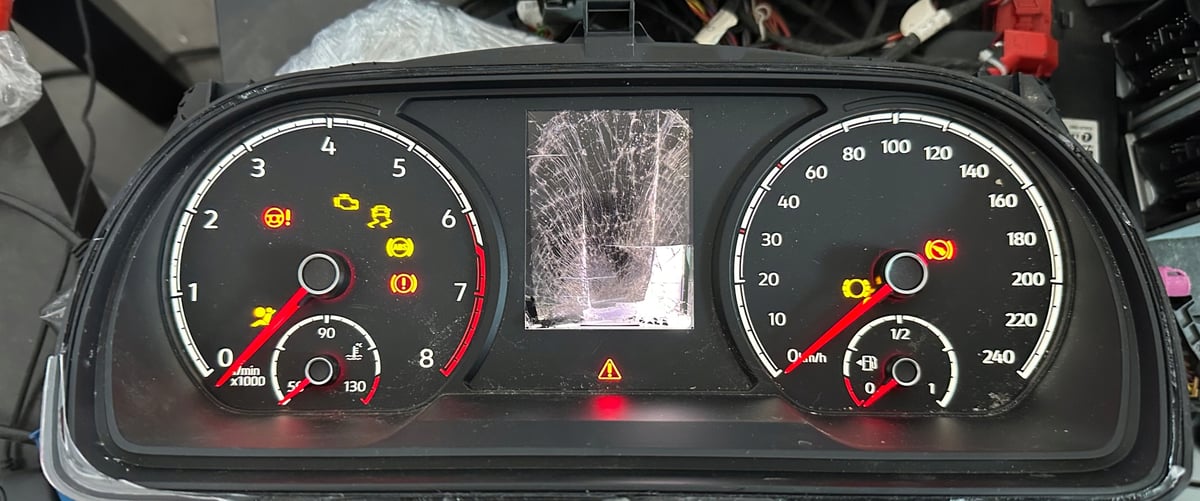 VW Volkswagen Caddy Licznik / Prędkościomierz 2K7920740A Uszkodzony 0km.