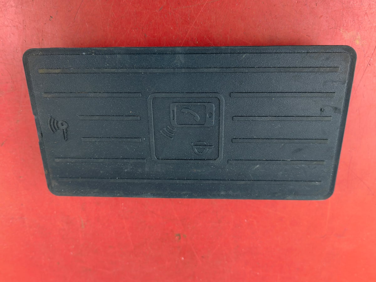 Audi A6 Ładowarka indukcyjna 4K0035502B (23)