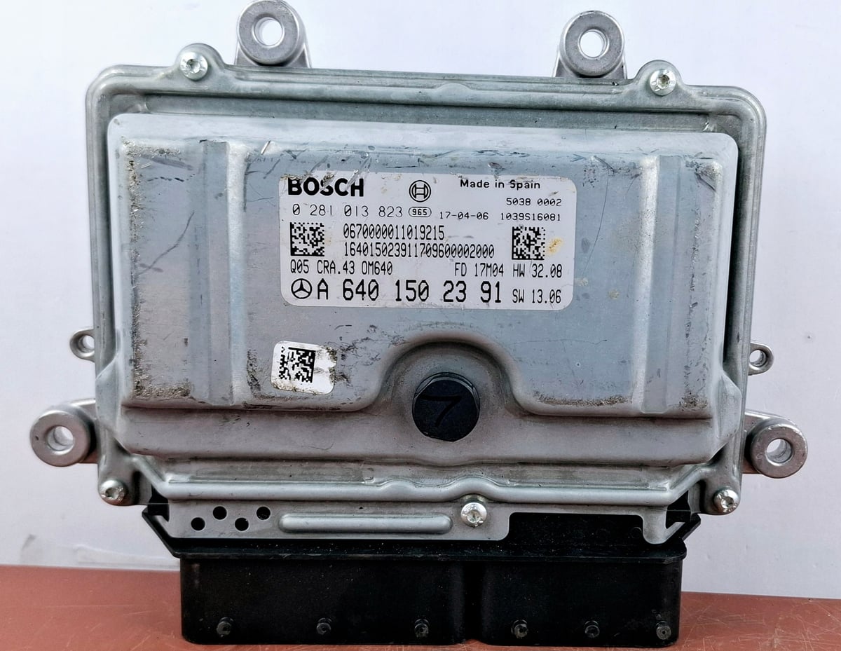 Mercedes-Benz A W169 2.0 CDI Sterownik silnika ECU A6401502391 Nowy