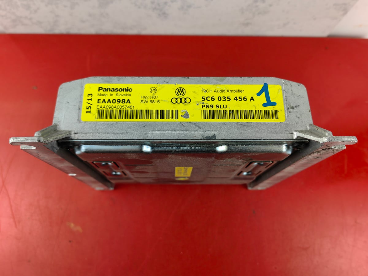 Skoda Superb II Wzmacniacz 5C6035456A (1)