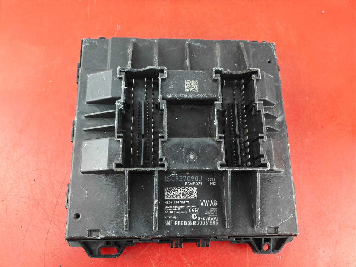 Volkswagen Moduł sterownik komfortu 1S0937090J