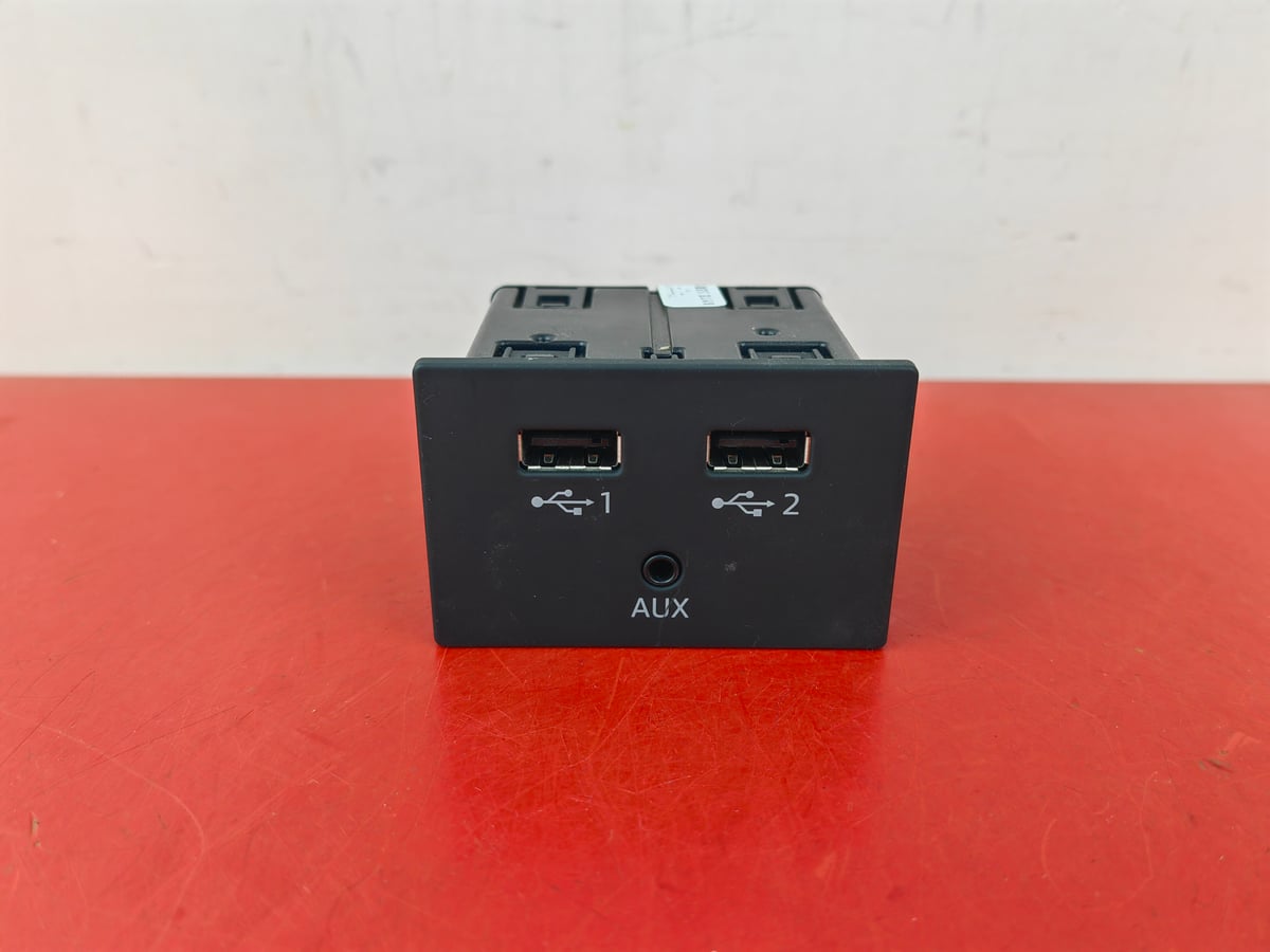 Audi A3 8V Port USB / AUX 81A035736